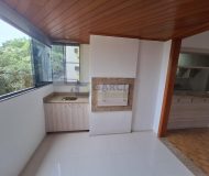 Apartamento com 107m², 2 dormitórios, 1 suíte, 2 vagas no bairro Cristo Redentor em Porto Alegre