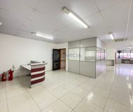 Depósito com 570m² no bairro Sarandi em Porto Alegre