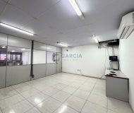 Depósito com 570m² no bairro Sarandi em Porto Alegre