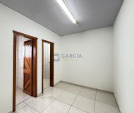 Depósito com 570m² no bairro Sarandi em Porto Alegre
