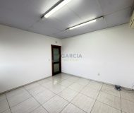 Depósito com 570m² no bairro Sarandi em Porto Alegre