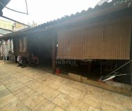 Casa com 300m², 3 dormitórios, 1 suíte, 3 vagas no bairro Jardim Itu Sabará em Porto Alegre