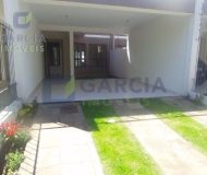 Casa com 178m², 3 dormitórios, 1 suíte, 4 vagas no bairro Sarandi em Porto Alegre