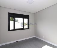 Casa com 132m², 3 dormitórios, 1 suíte, 1 vaga no bairro São Sebastião em Porto Alegre