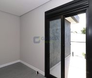 Casa com 132m², 3 dormitórios, 1 suíte, 1 vaga no bairro São Sebastião em Porto Alegre
