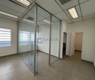 Loja com 280m², 3 vagas no bairro Sarandi em Porto Alegre