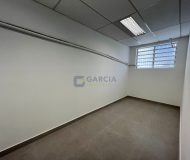 Loja com 280m², 3 vagas no bairro Sarandi em Porto Alegre