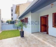 Casa com 300m², 4 dormitórios no bairro Jardim Itu em Porto Alegre