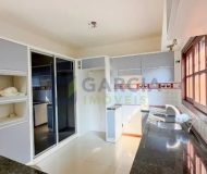 Casa com 300m², 4 dormitórios no bairro Jardim Itu em Porto Alegre