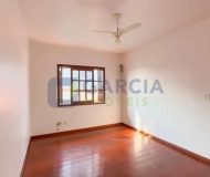 Casa com 300m², 4 dormitórios no bairro Jardim Itu em Porto Alegre