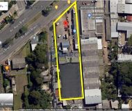 Terreno com 881m² no bairro Sarandi em Porto Alegre