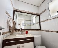 Casa com 188m², 3 dormitórios, 1 suíte no bairro Sarandi em Porto Alegre