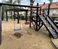 Casa com 188m², 3 dormitórios, 1 suíte no bairro Sarandi em Porto Alegre