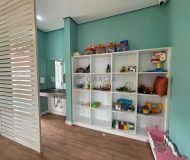 Casa com 188m², 3 dormitórios, 1 suíte no bairro Sarandi em Porto Alegre