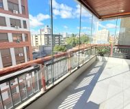 Cobertura com 225m², 3 dormitórios, 1 suíte, 1 vaga no bairro Cristo Redentor em Porto Alegre