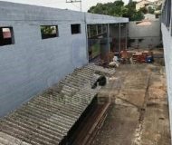 Depósito com 1.300m² no bairro Santo Antônio em Porto Alegre