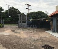 Depósito com 1.300m² no bairro Santo Antônio em Porto Alegre