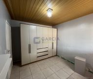 Casa com 100m², 2 dormitórios, 1 vaga no bairro Sarandi em Porto Alegre
