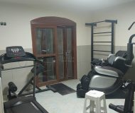 Casa com 360m², 7 dormitórios, 1 suíte, 2 vagas no bairro Jardim Itu em Porto Alegre