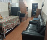 Casa com 360m², 7 dormitórios, 1 suíte, 2 vagas no bairro Jardim Itu em Porto Alegre