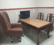 Casa com 360m², 7 dormitórios, 1 suíte, 2 vagas no bairro Jardim Itu em Porto Alegre