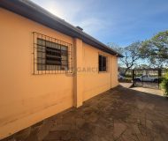 Casa com 124m², 2 dormitórios, 1 vaga no bairro Sarandi em Porto Alegre