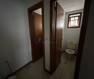 Casa com 264m², 3 dormitórios no bairro Passo da Areia em Porto Alegre