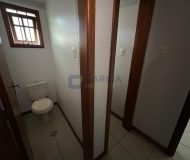 Casa com 264m², 3 dormitórios no bairro Passo da Areia em Porto Alegre