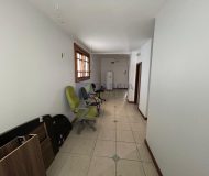 Casa com 264m², 3 dormitórios no bairro Passo da Areia em Porto Alegre