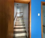 Casa com 264m², 3 dormitórios no bairro Passo da Areia em Porto Alegre