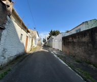 Casa com 264m², 3 dormitórios no bairro Passo da Areia em Porto Alegre