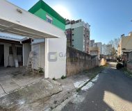 Casa com 264m², 3 dormitórios no bairro Passo da Areia em Porto Alegre