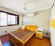 Apartamento com 78m², 2 dormitórios, 1 suíte, 2 vagas no bairro Cristo Redentor em Porto Alegre