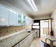 Apartamento com 78m², 2 dormitórios, 1 suíte, 2 vagas no bairro Cristo Redentor em Porto Alegre