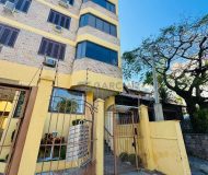 Apartamento com 78m², 2 dormitórios, 1 suíte, 2 vagas no bairro Cristo Redentor em Porto Alegre