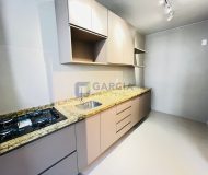 Apartamento com 58m², 2 dormitórios no bairro Vila Ipiranga em Porto Alegre