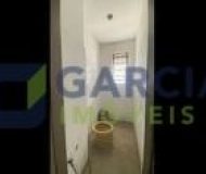 Loja com 128m² no bairro Passo da Areia em Porto Alegre