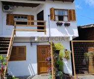 Casa com 45m², 1 dormitório no bairro Jardim Floresta em Porto Alegre