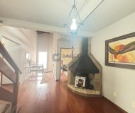Casa com 390m², 5 dormitórios, 1 suíte, 4 vagas no bairro Sarandi em Porto Alegre