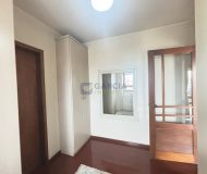 Casa com 390m², 5 dormitórios, 1 suíte, 4 vagas no bairro Sarandi em Porto Alegre