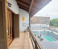 Casa com 390m², 5 dormitórios, 1 suíte, 4 vagas no bairro Sarandi em Porto Alegre
