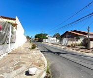 Casa com 161m², 3 dormitórios, 1 suíte, 3 vagas no bairro Jardim Ingá em Porto Alegre