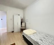 Casa com 161m², 3 dormitórios, 1 suíte, 3 vagas no bairro Jardim Ingá em Porto Alegre