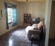 Casa com 159m², 2 dormitórios, 1 suíte, 2 vagas no bairro Parque da Matriz em Cachoeirinha