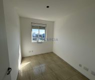 Apartamento com 75m², 3 dormitórios, 1 suíte, 2 vagas no bairro Partenon em Porto Alegre