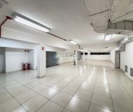 Loja com 540m² no bairro Jardim Lindóia em Porto Alegre