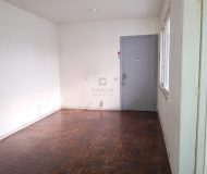 Apartamento com 62m², 2 dormitórios no bairro Vila Ipiranga em Porto Alegre
