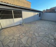 Casa com 180m², 2 dormitórios, 3 vagas no bairro Sarandi em Porto Alegre