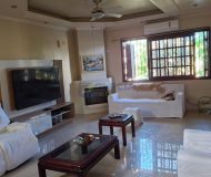 Casa com 460m², 5 dormitórios, 5 suítes, 2 vagas no bairro Sarandi em Porto Alegre