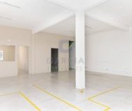 Prédio com 440m² no bairro São Geraldo em Porto Alegre